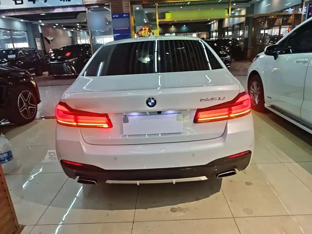 BMW 5 Series 2022 Facelift II 525Li M Sport Package — миниатюра 3