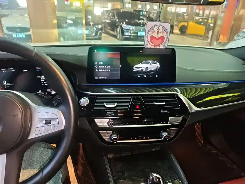 BMW 5 Series 2022 Facelift II 525Li M Sport Package — миниатюра 4