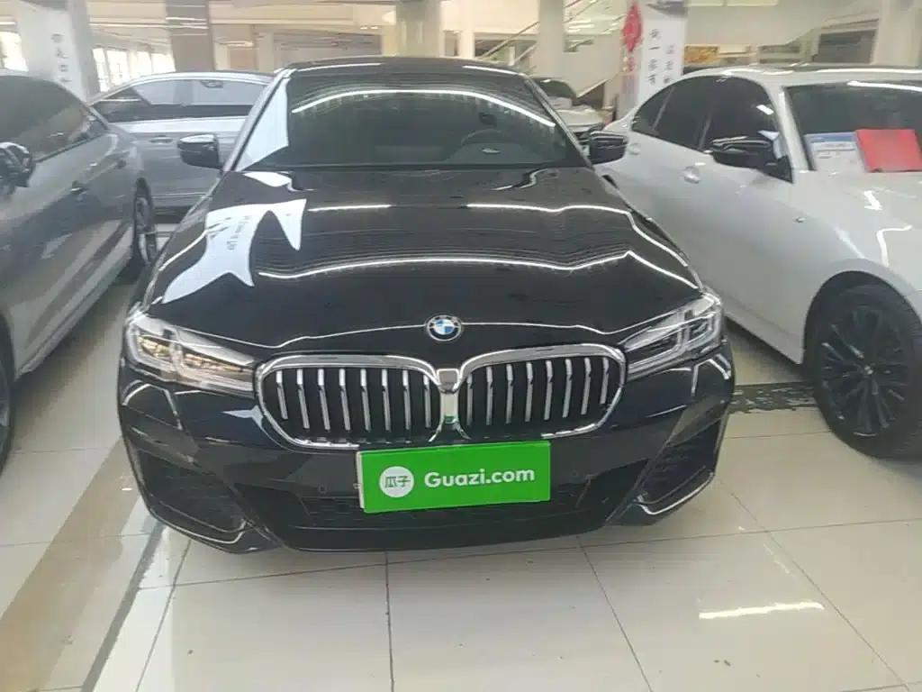 2023 BMW 5 Series 530Li Leading Edition M Sport Package — миниатюра 3