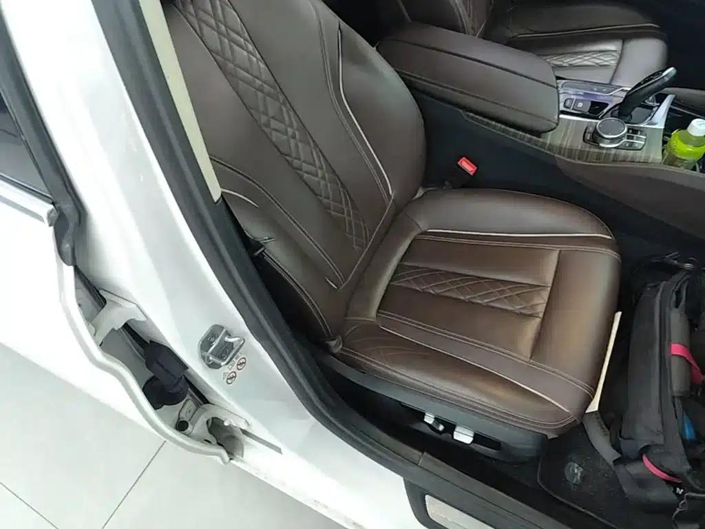 BMW 5 Series 2019 530Li Luxury Package — миниатюра 25