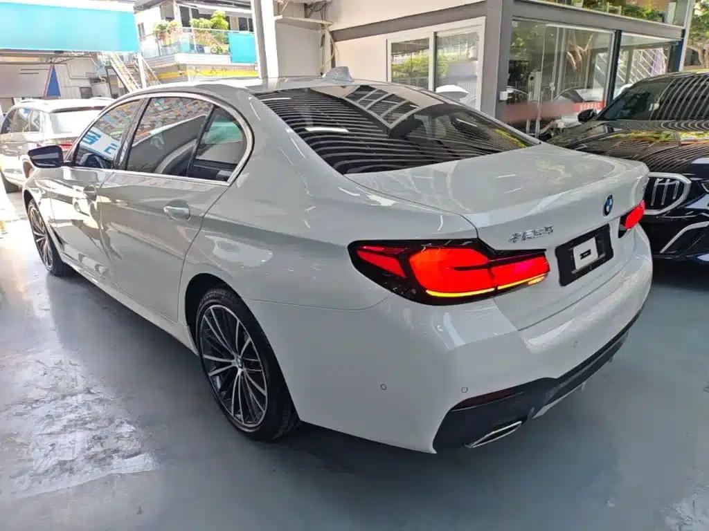 2023 BMW 5 Series 530Li Leading Edition M Sport Package — миниатюра 5
