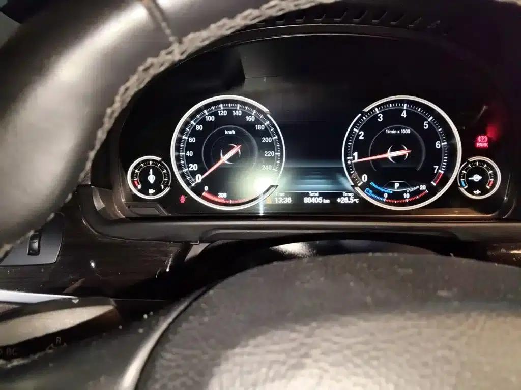 2017 BMW 5 Series 525Li Luxury Design Package — миниатюра 5
