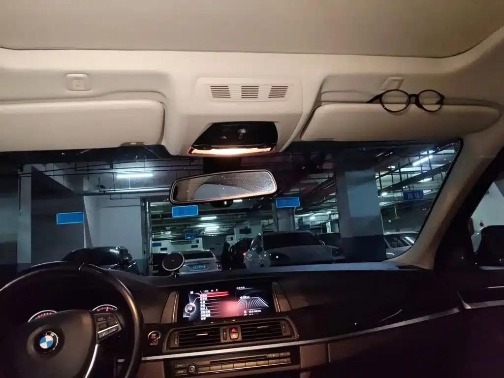 2017 BMW 5 Series 525Li Luxury Design Package — миниатюра 9
