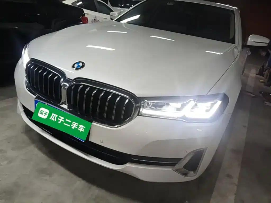2023 BMW 5 Series 530Li Leading Luxury Package — миниатюра 2