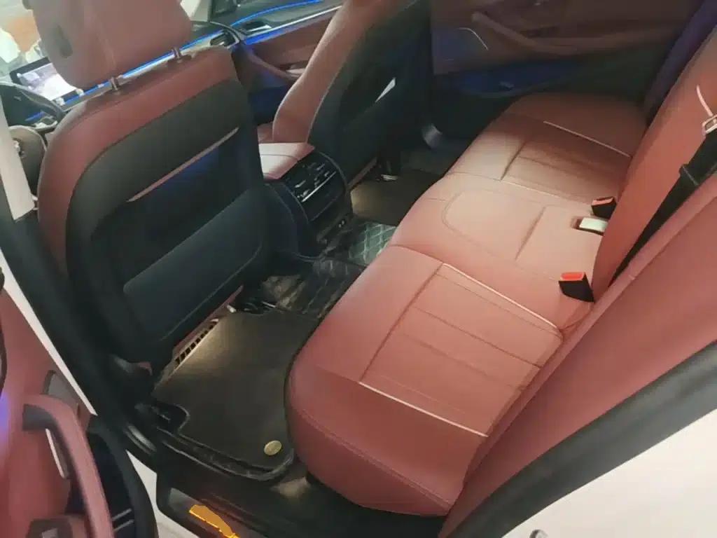 2023 BMW 5 Series 530Li Leading Luxury Package — миниатюра 17