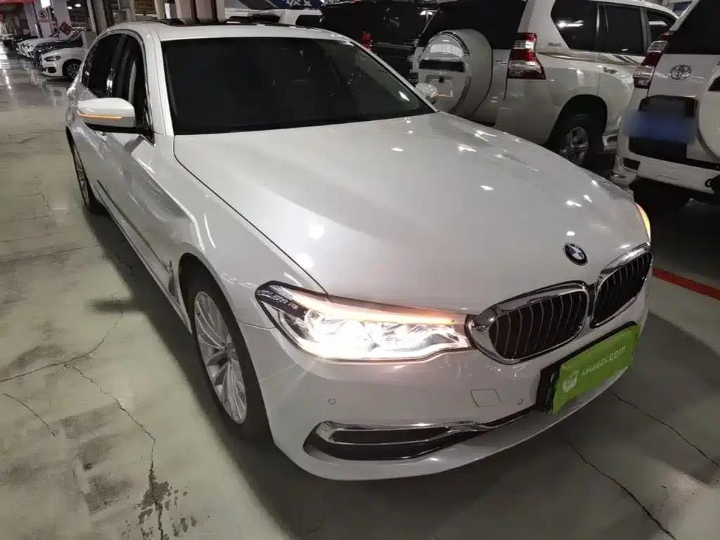 BMW 5 Series PHEV 2019 530Le Pioneer Edition — миниатюра 4
