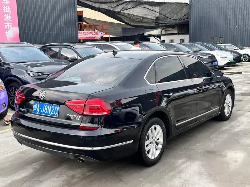 2016 Passat 330TSI DSG Premium Edition — миниатюра 6