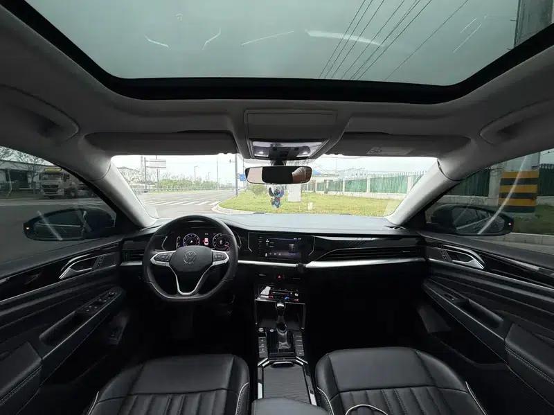 2022 Volkswagen Passat 330TSI Starry Sky Elite Edition — миниатюра 14