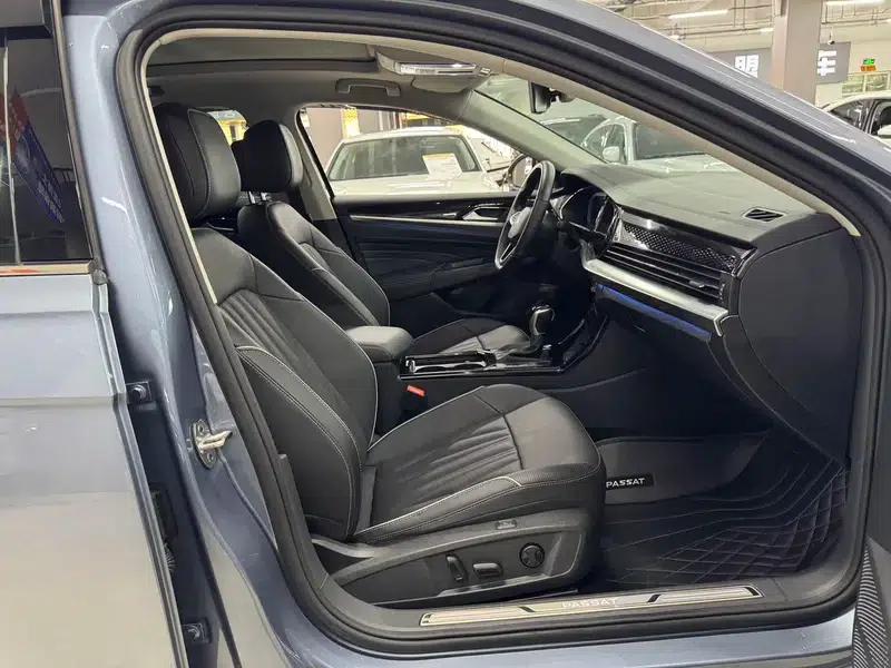 2022 Volkswagen Passat 330TSI Starry Sky Premium Edition — миниатюра 13