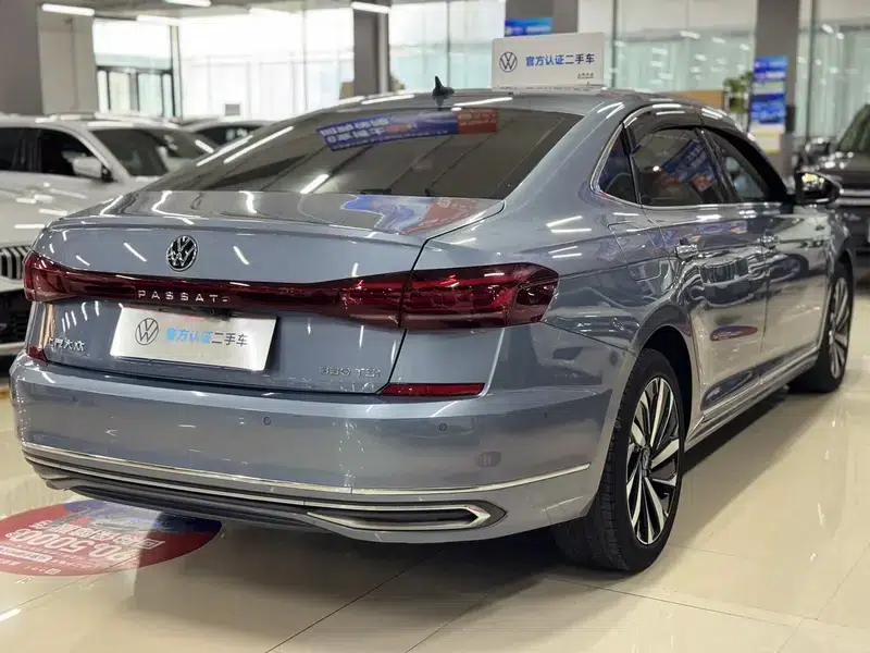 2022 Volkswagen Passat 330TSI Starry Sky Premium Edition — миниатюра 6