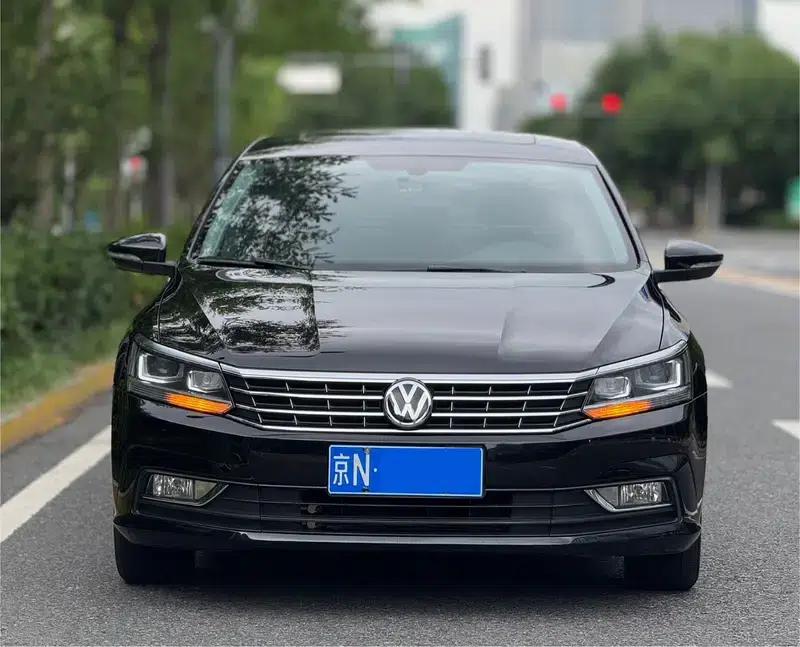 2016 Passat 330TSI DSG Premium Edition — миниатюра 2