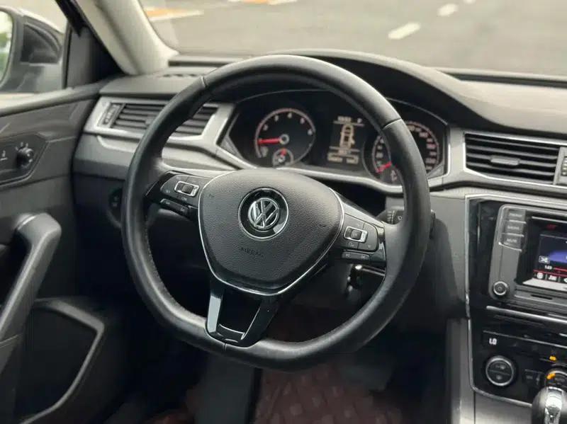 2016 Passat 330TSI DSG Premium Edition — миниатюра 13