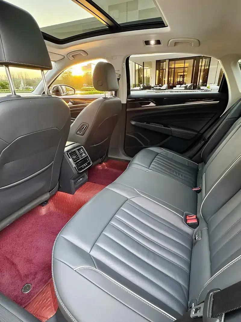 2023 Passat Facelift 330TSI Starry Sky Elite Edition — миниатюра 7