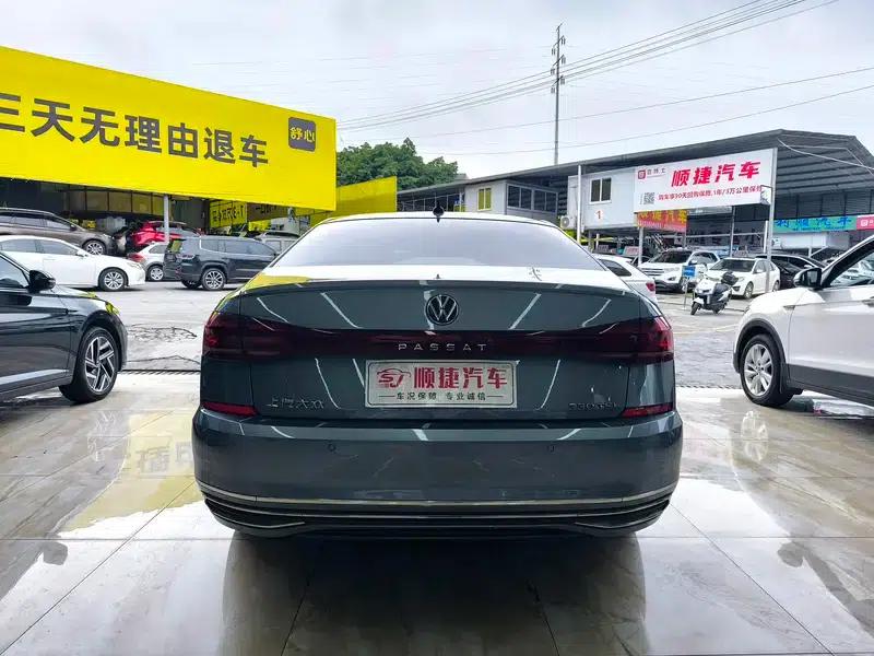 2022 Volkswagen Passat 330TSI Starry Sky Premium Edition — миниатюра 5