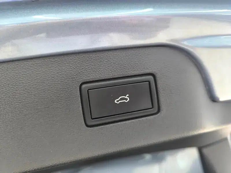 2022 Volkswagen Passat 330TSI Starry Sky Premium Edition — миниатюра 9