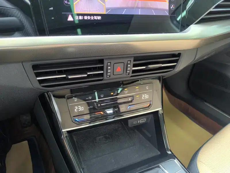 2022 Volkswagen Passat 330TSI Starry Sky Premium Edition — миниатюра 10