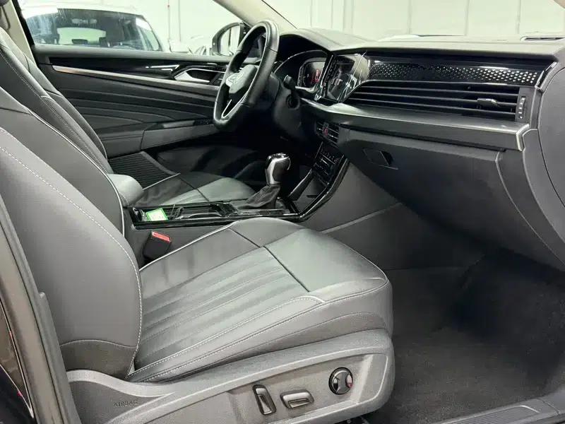 2022 Passat 280TSI Elite Edition — миниатюра 12
