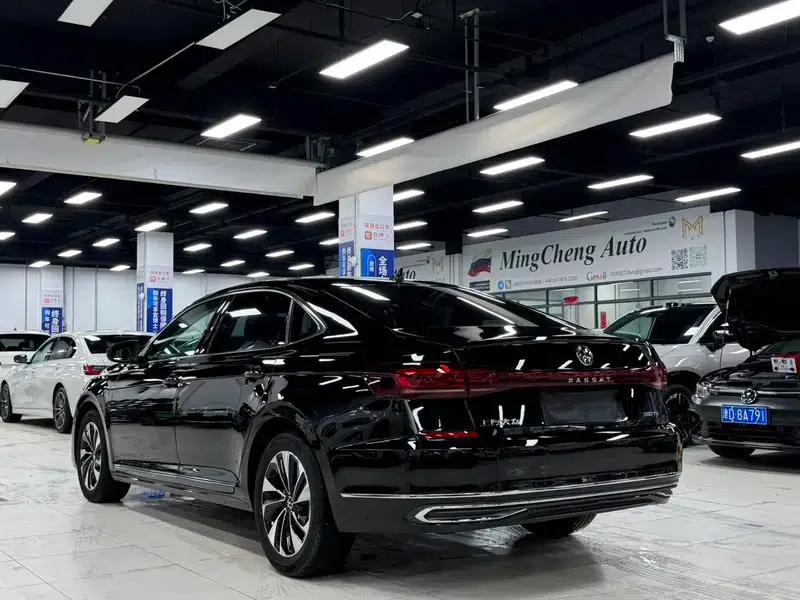 2022 Passat 280TSI Elite Edition — миниатюра 4