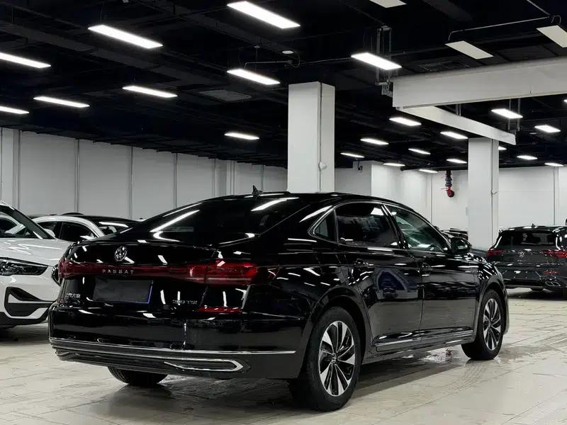 2022 Passat 280TSI Elite Edition — миниатюра 6