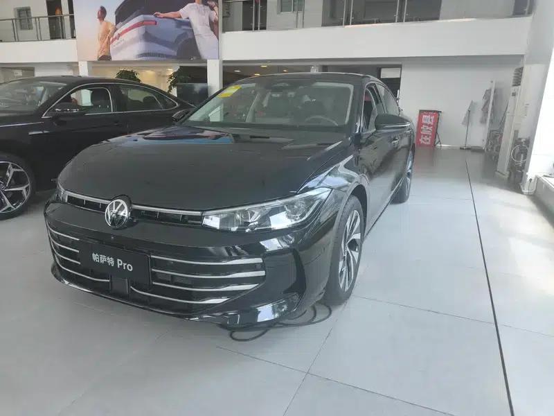 2026 Volkswagen Passat Pro 380TSI Dragon Edition — миниатюра 1