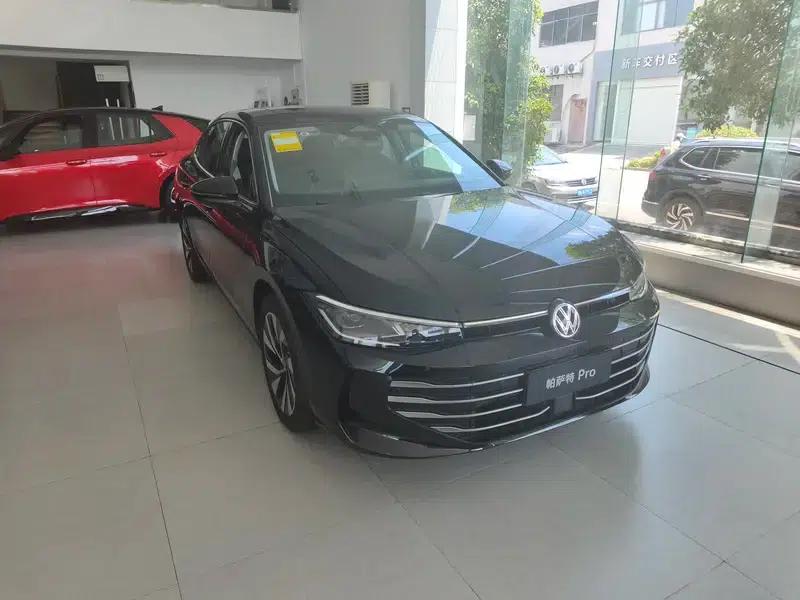 2026 Volkswagen Passat Pro 380TSI Dragon Edition — миниатюра 2