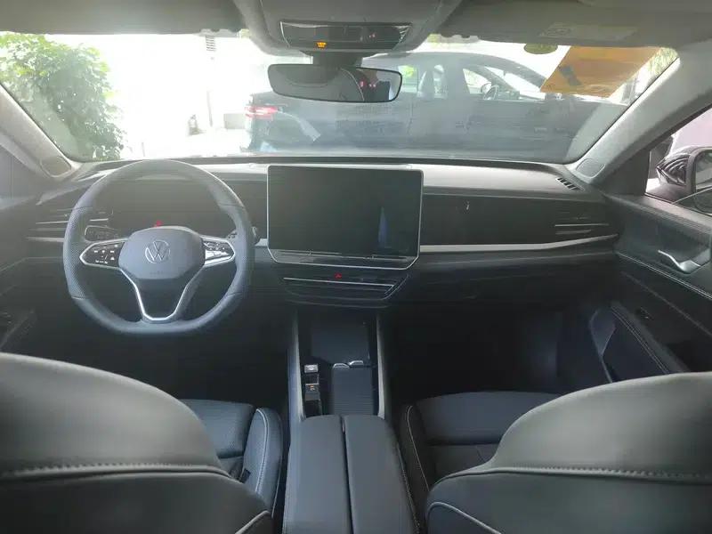 2026 Volkswagen Passat Pro 380TSI Dragon Edition — миниатюра 5