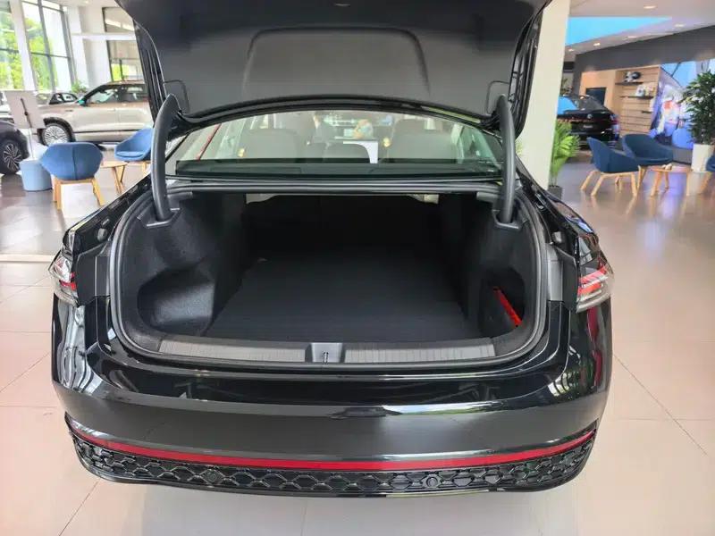 2026 Volkswagen Passat Pro 380TSI Dragon Edition — миниатюра 8