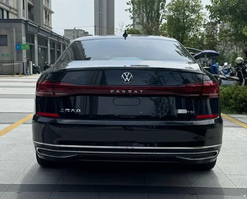 2022 Passat 330TSI Luxury Edition — миниатюра 5