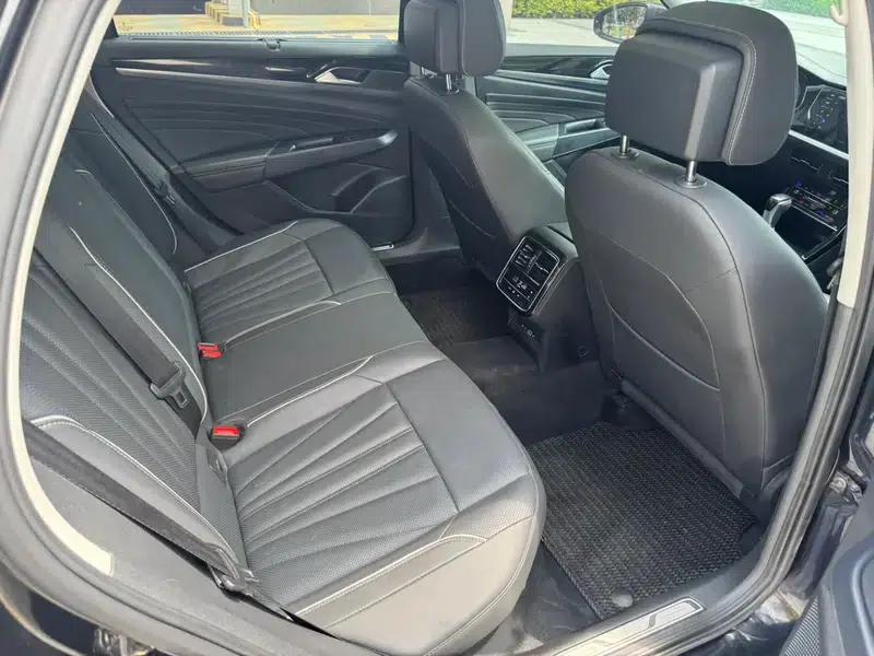 2022 Passat 330TSI Luxury Edition — миниатюра 9