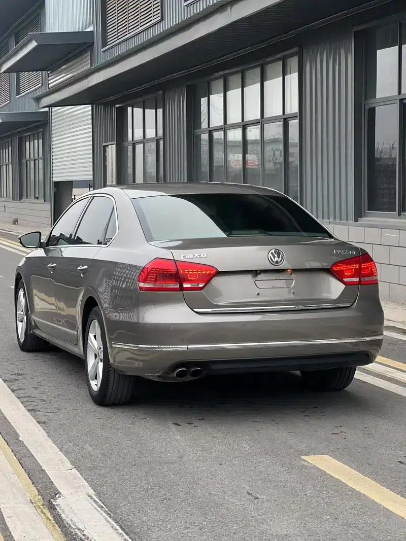 2011 Passat 2.0TSI DSG Supreme Edition — миниатюра 4