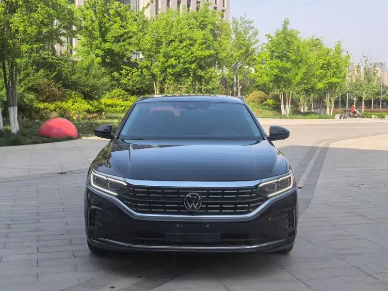 2023 Passat 330TSI Luxury Edition — миниатюра 2