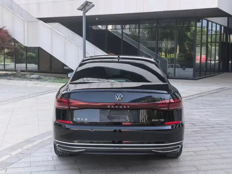 2023 Passat 330TSI Luxury Edition — миниатюра 5