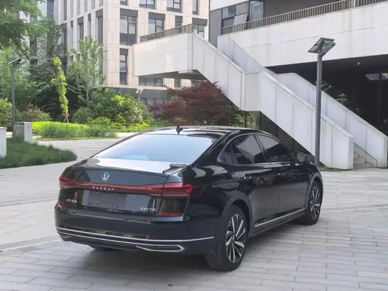 2023 Passat 330TSI Luxury Edition — миниатюра 6