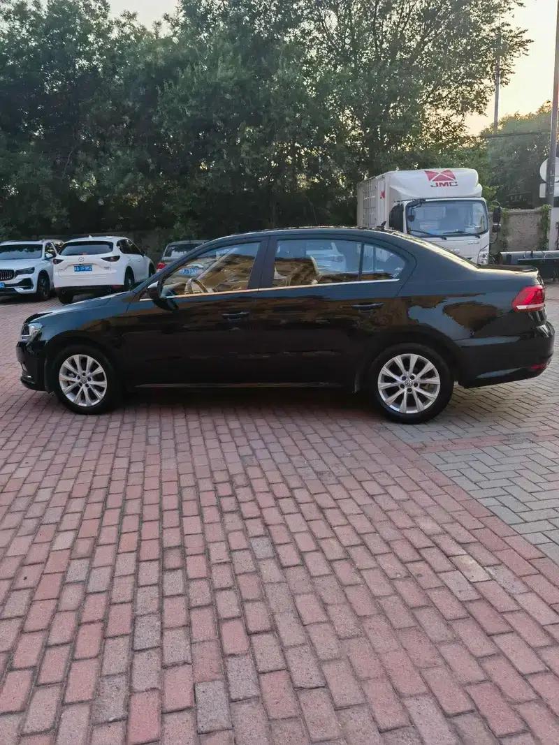 2017 Volkswagen Lavida 1.6L Automatic Comfort Edition — миниатюра 4