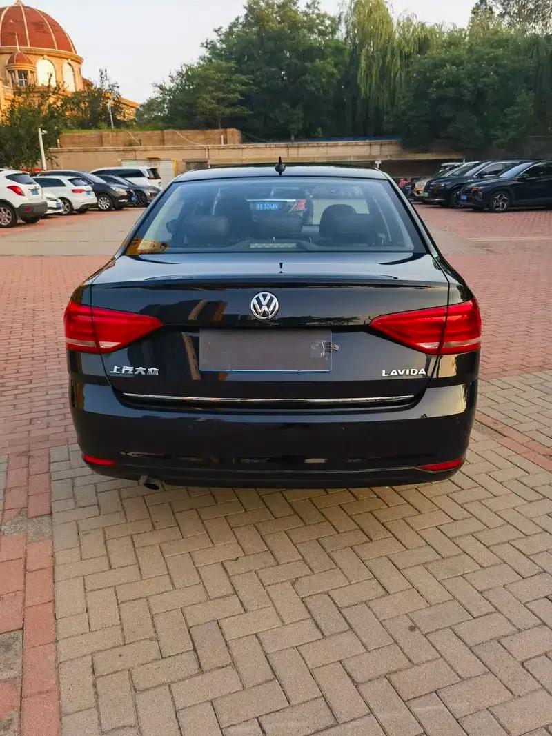 2017 Volkswagen Lavida 1.6L Automatic Comfort Edition — миниатюра 5