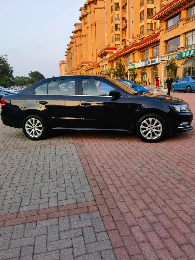 2017 Volkswagen Lavida 1.6L Automatic Comfort Edition — миниатюра 6