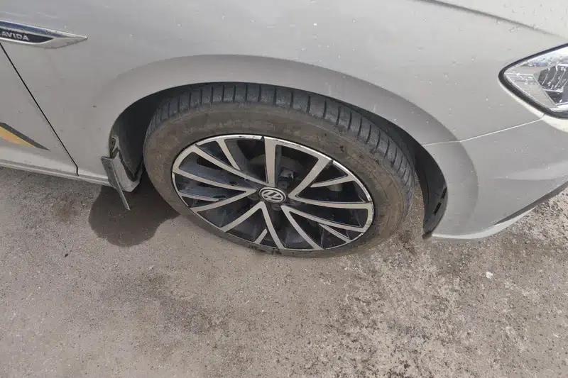 2019 Volkswagen Lavida 280TSI DSG Luxury Edition (China VI Emission Standard) — миниатюра 11