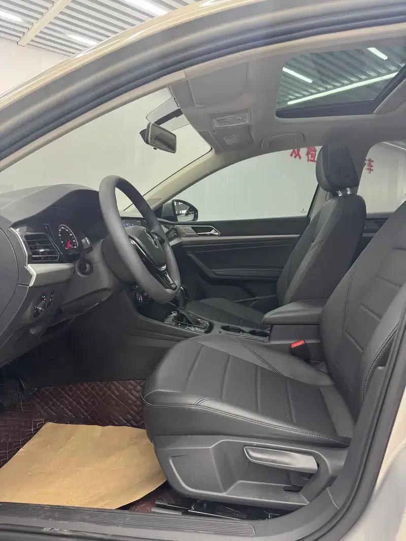 2019 Volkswagen Lavida 1.5L Automatic Comfort Edition (China VI Emission Standard) — миниатюра 8