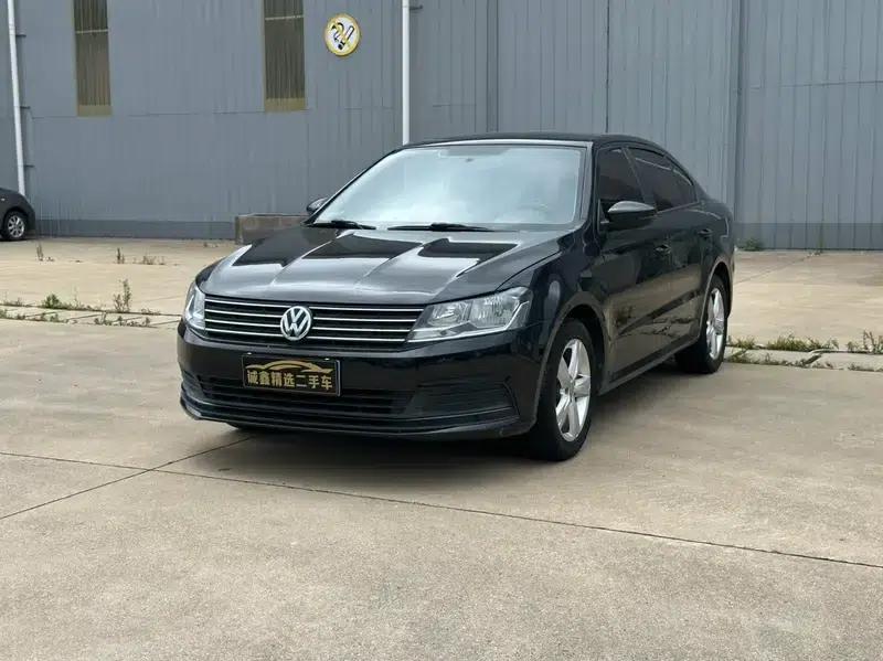 2017 Volkswagen Lavida 1.6L Automatic Fashion Edition — миниатюра 1