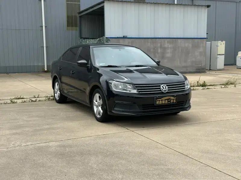 2017 Volkswagen Lavida 1.6L Automatic Fashion Edition — миниатюра 3