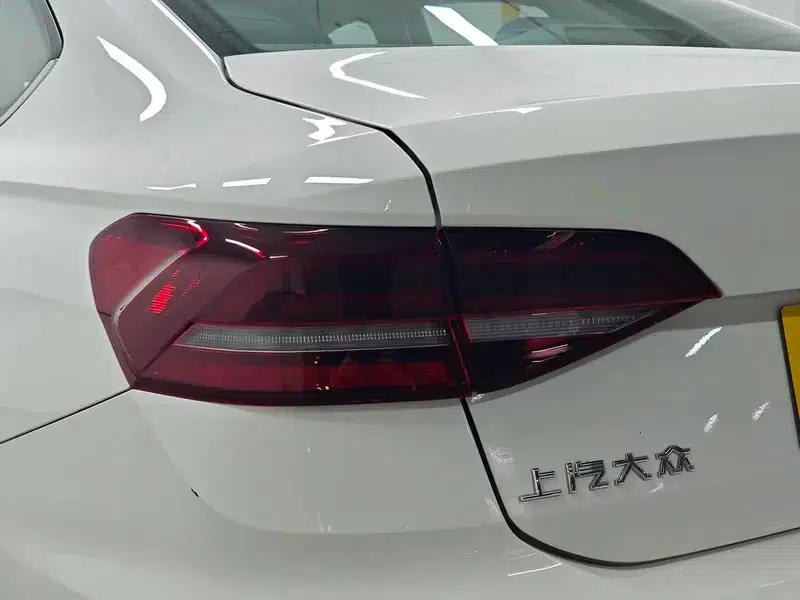 2022 Volkswagen Lavida 1.5L Automatic Comfort Edition — миниатюра 13
