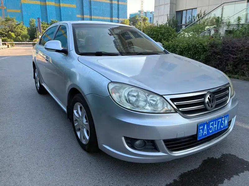 2011 Volkswagen Lavida 1.6L Automatic Premium Edition — миниатюра 3