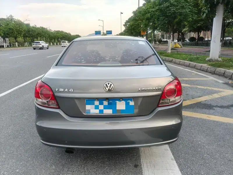 Lavida 2008 1.6L Automatic Premium Edition — миниатюра 5