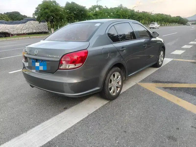 Lavida 2008 1.6L Automatic Premium Edition — миниатюра 6