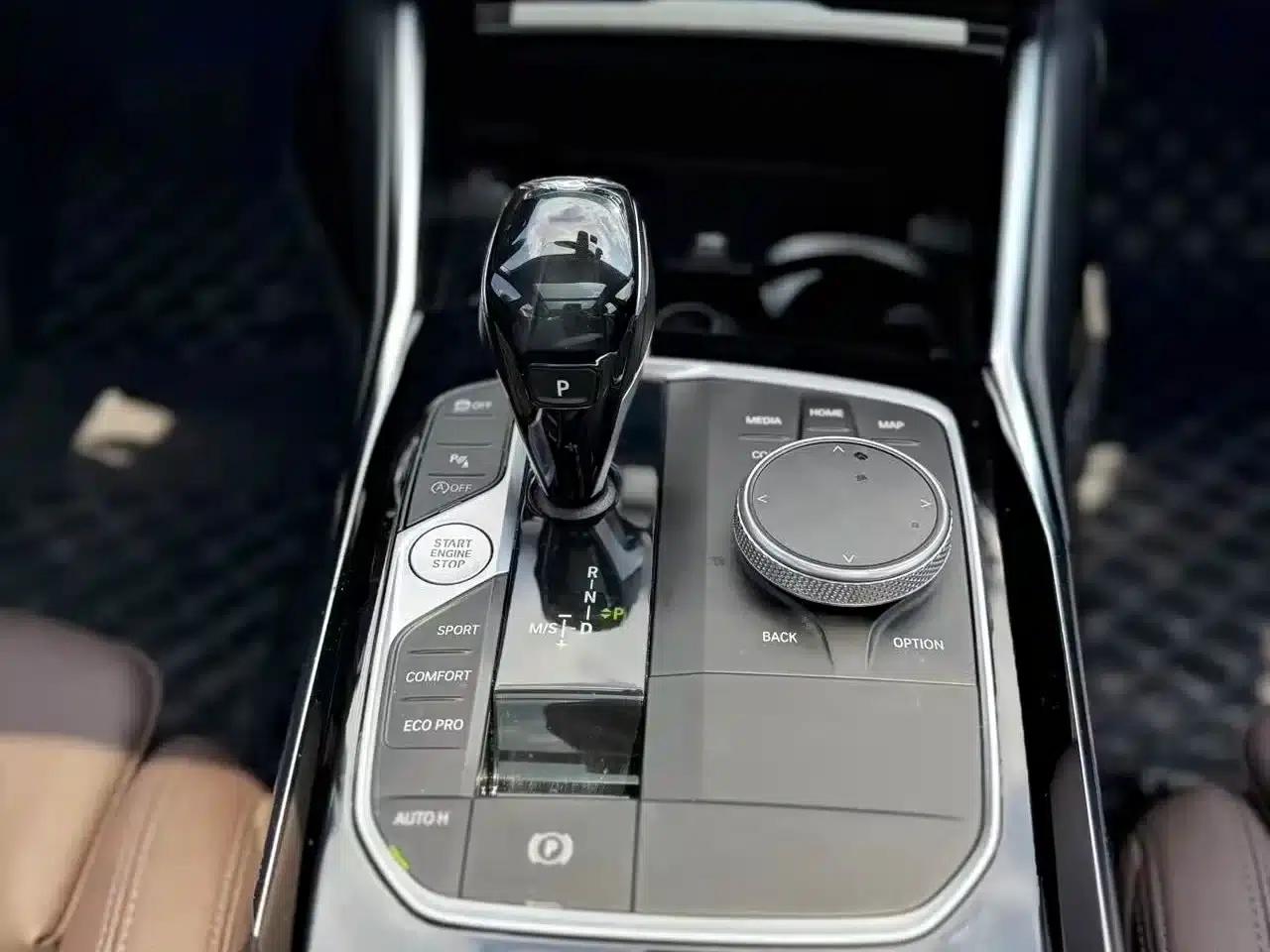 2021 BMW 3 Series Facelift 320Li M Sport Package — миниатюра 12