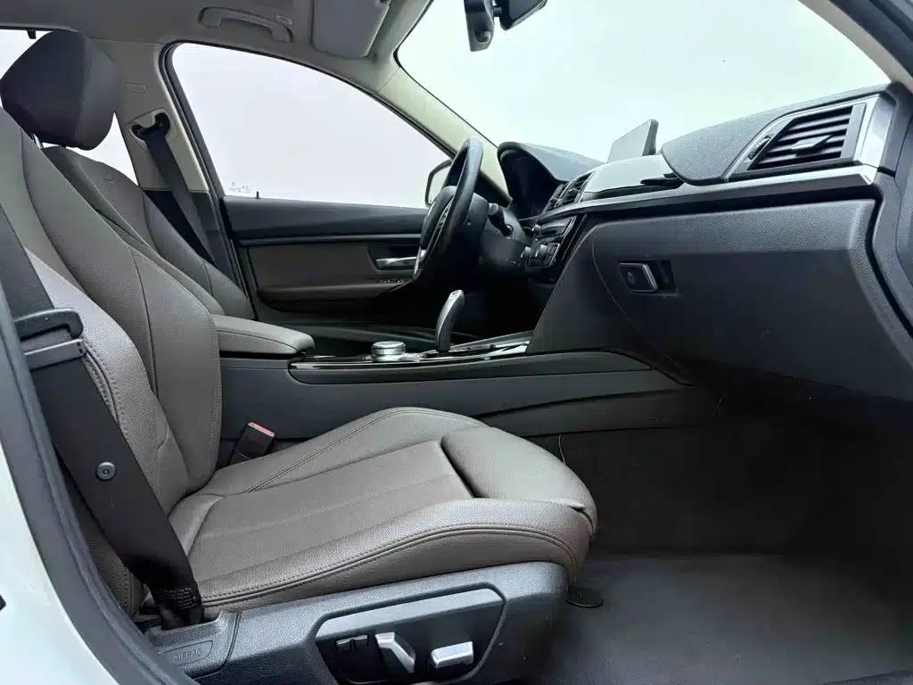 BMW 3 Series 2019 320Li Fashion Edition — миниатюра 19