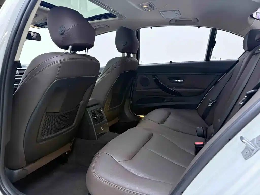BMW 3 Series 2019 320Li Fashion Edition — миниатюра 20
