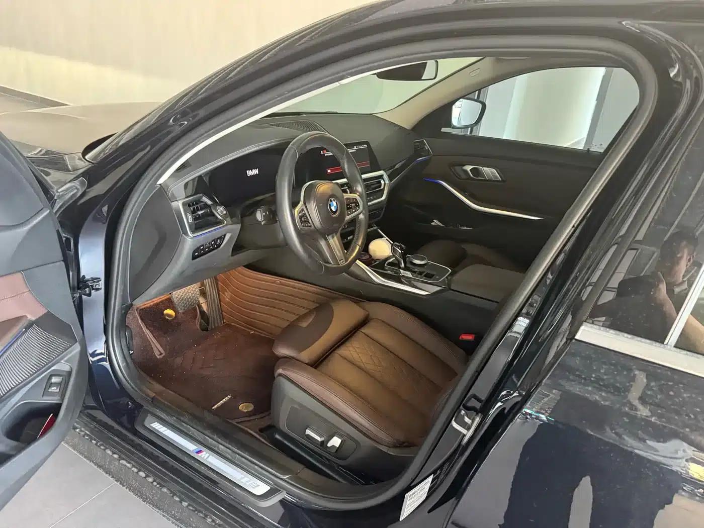 2022 BMW 3 Series 325Li M Sport Package — миниатюра 4