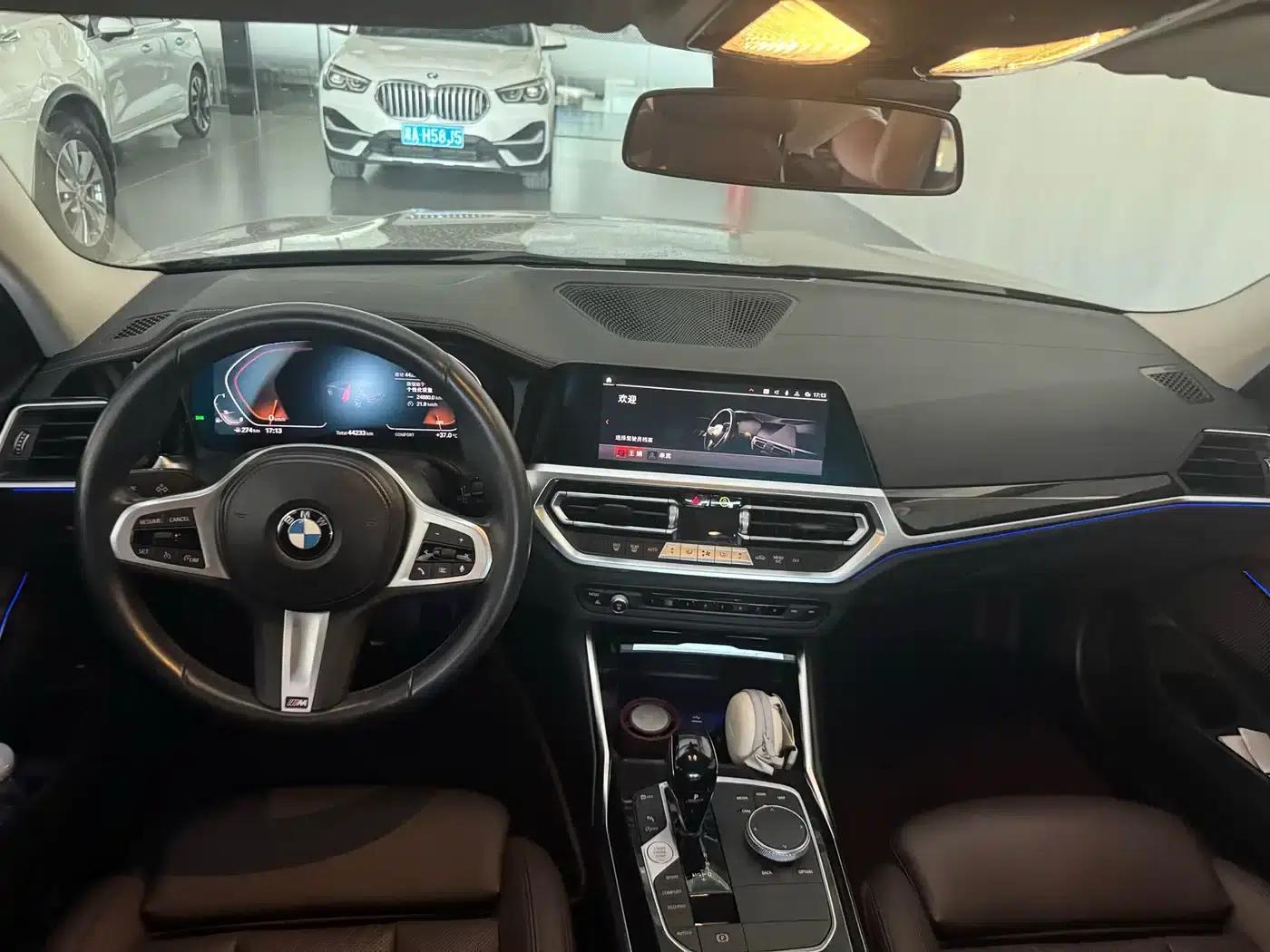 2022 BMW 3 Series 325Li M Sport Package — миниатюра 7