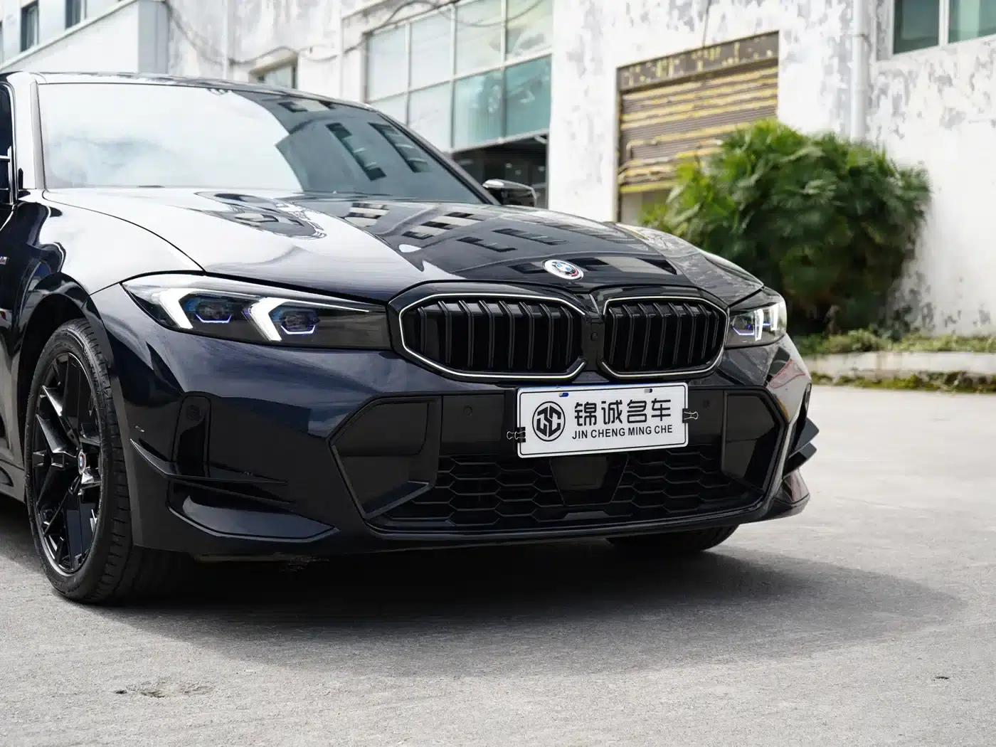 2025 BMW 3 Series 330Li M Sport Shadow Edition — миниатюра 11